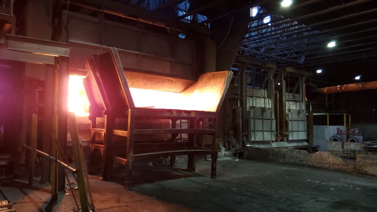 Aluminum cast house furnace